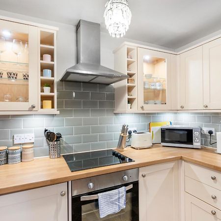 Charming 1Br Apartment Close To Centre With Free Parking Oban Exterior photo