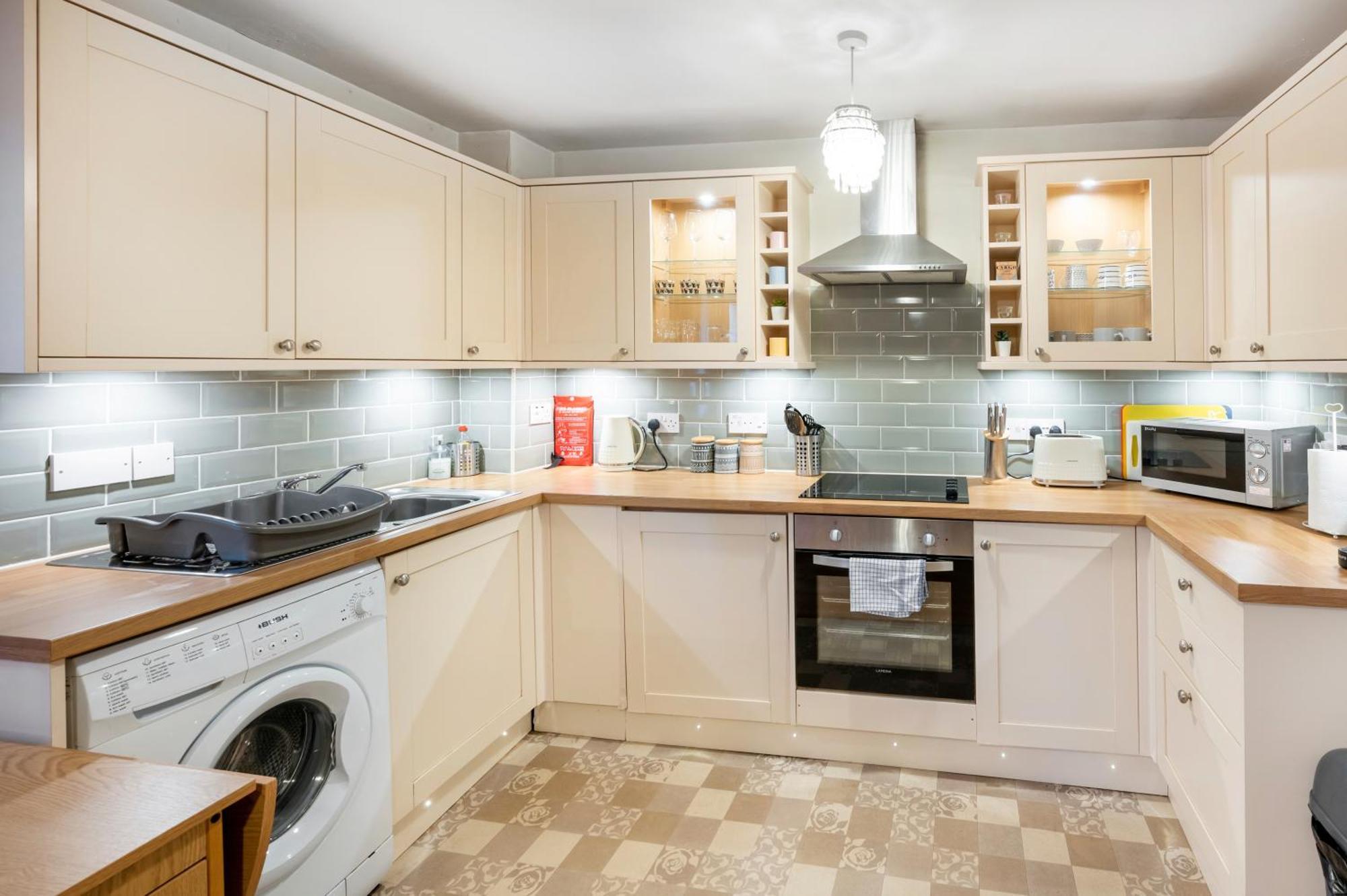 Charming 1Br Apartment Close To Centre With Free Parking Oban Exterior photo